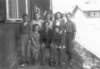 1946: Waisenkinder im Jewish Children Center Aschau (Yola 2. v. l.)